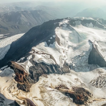 Flightseeing over Wrangell-St Elias National Park